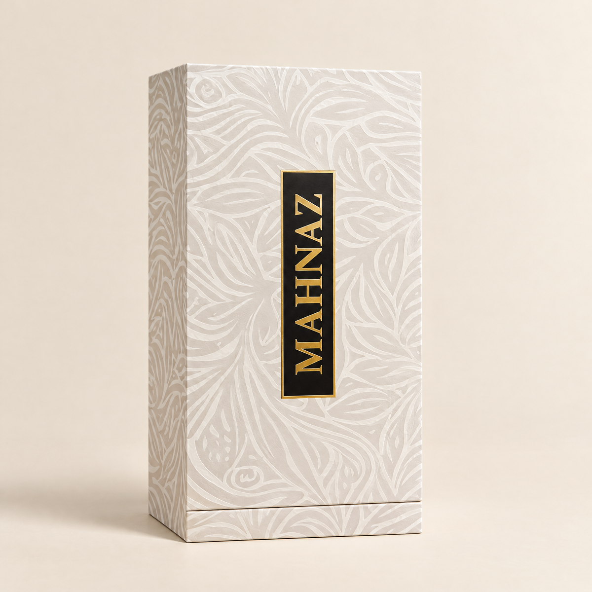 The closed ivory Sous La Lune gift box